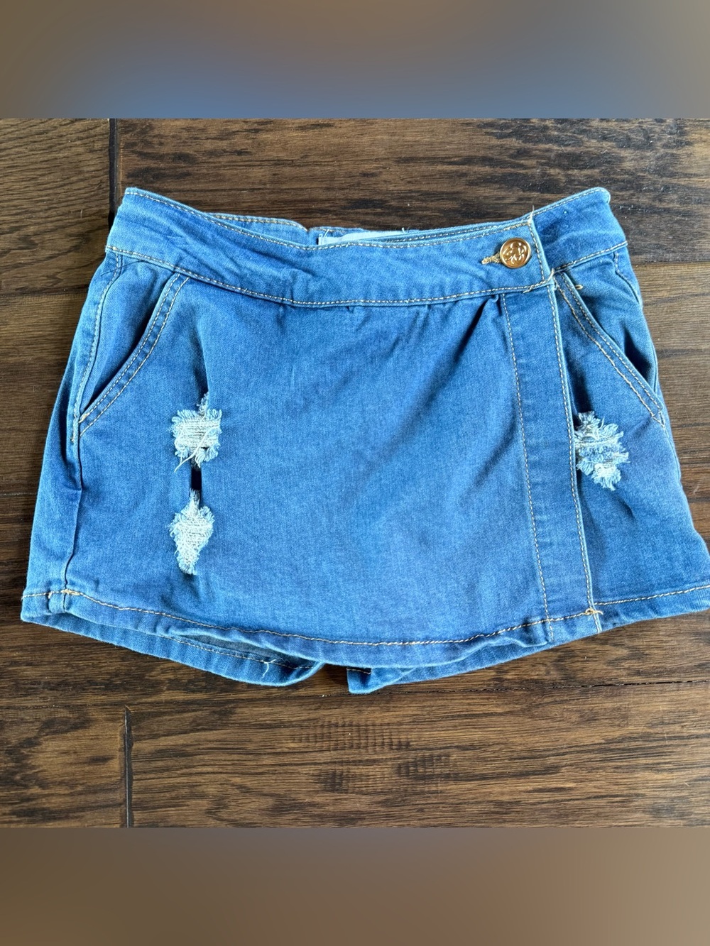 Beautees girls blue Denim Skort with Distressed Detail size 8